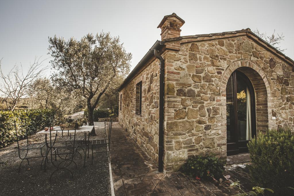 Agriturismo Zampugna Montefollonico Exterior photo